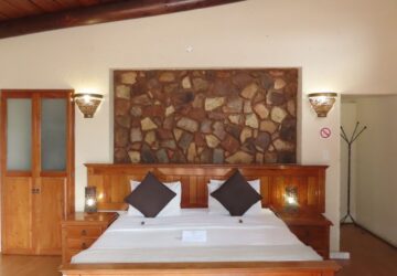 LUXURY ROOM WITH JACUZZI 2