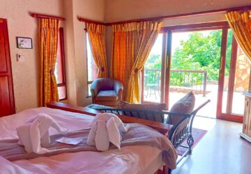 Grand Lodge Jacuzzi Suite Room with View 2