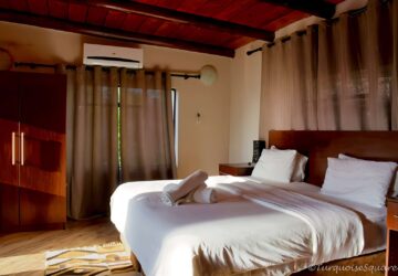 Grand Lodge Jacuzzi Suite bedroom 3