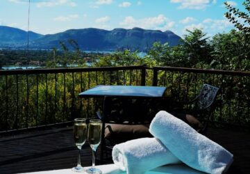 Romantic Log Cabin with jacuzzi 2