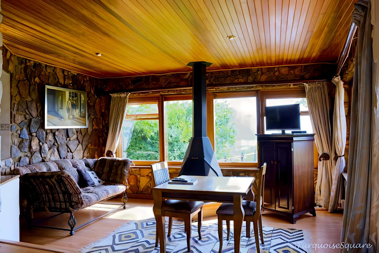 Luxury suite in Hartbeespoort at The Montagne Suite La Montagne Guest Lodge