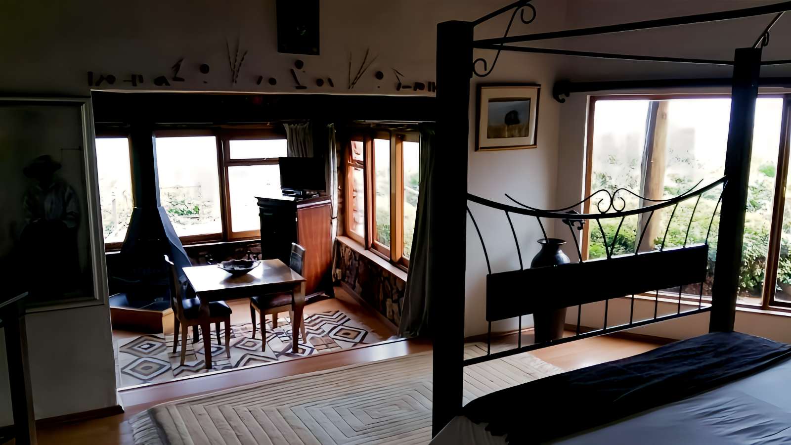 Bedroom detail in The Montagne Suite luxury suite in Hartbeespoort