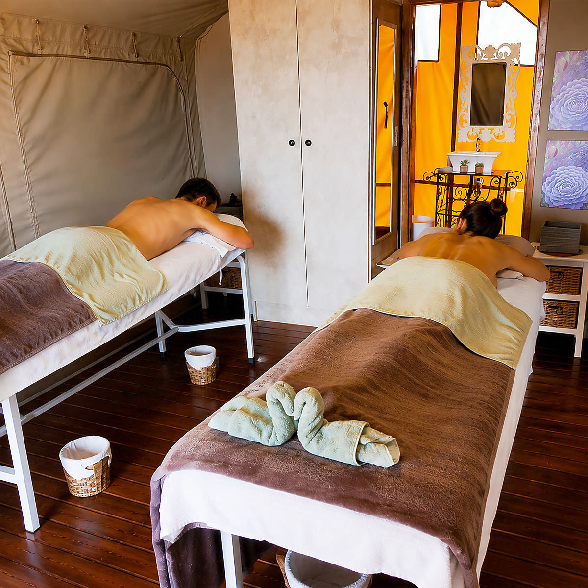 Couples spa treatment romantic getaway in Hartbeespoort