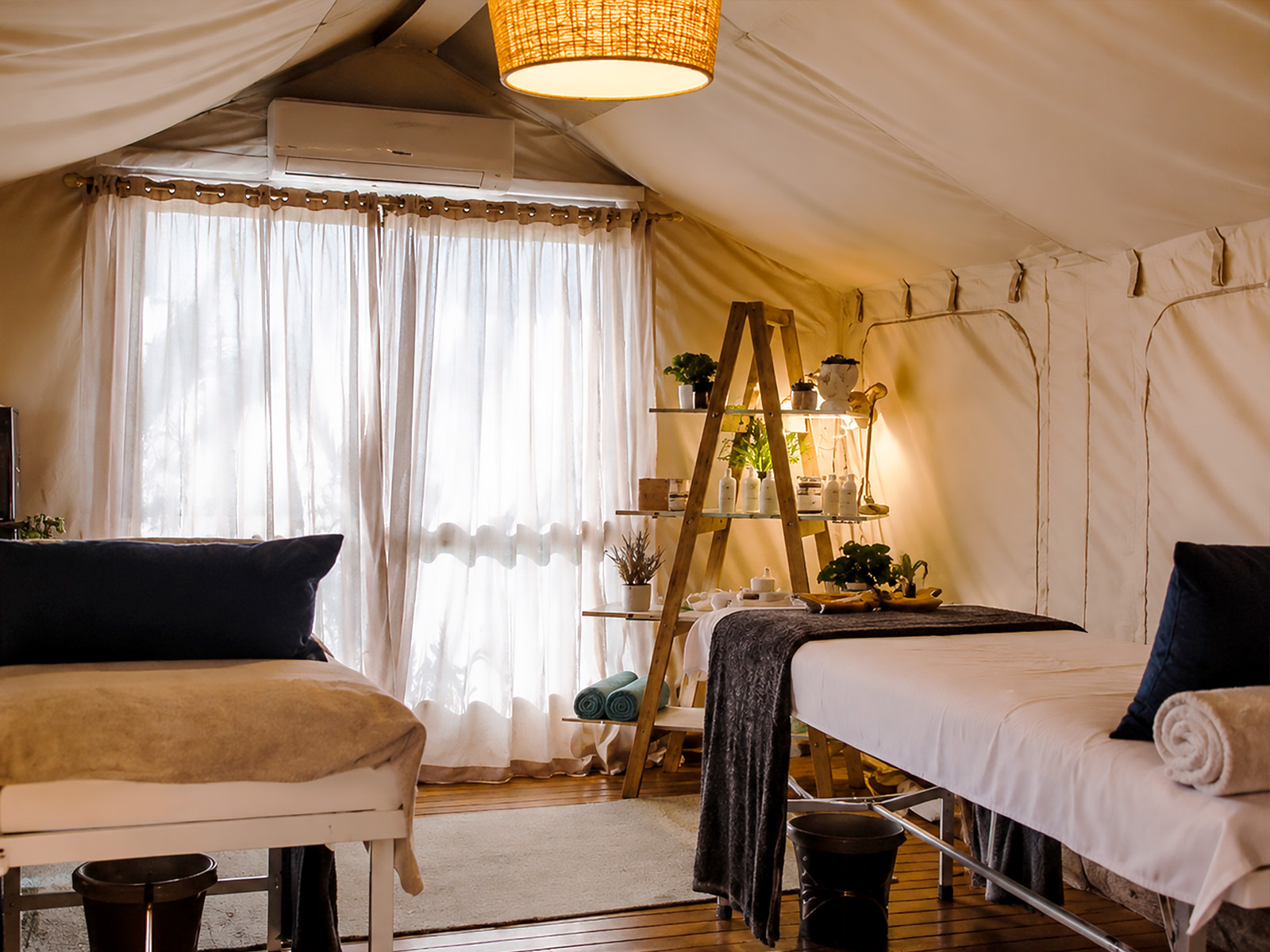 Couples spa experience in Hartbeespoort at La Montagne Guest Lodge